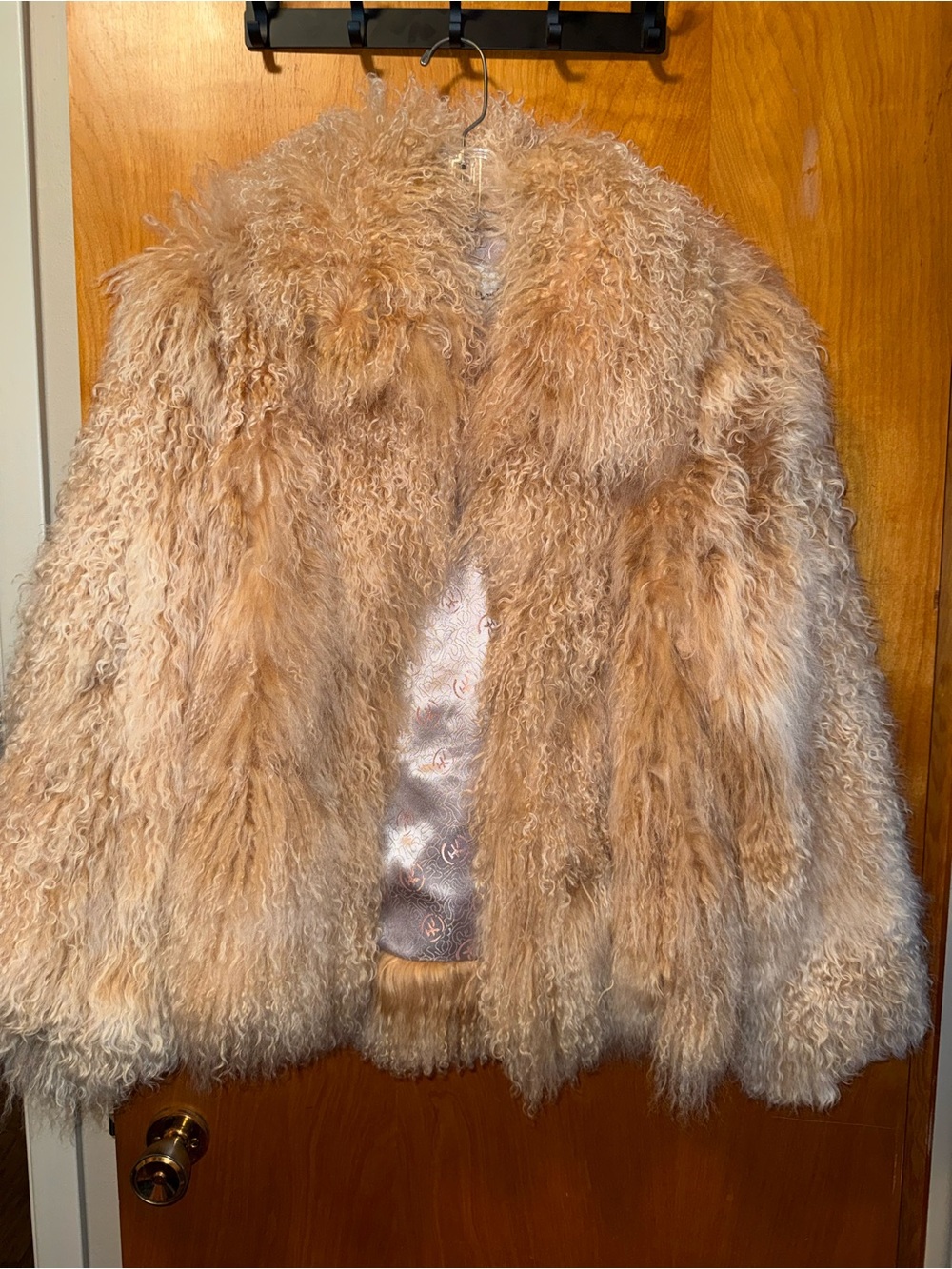😍Gorgeous Vintage M Dicker and Dicker of Beverly Hills Tibetian Curly Lamb Coat